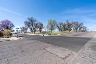 1422 E 12th St, Pueblo, CO 81001 - Photo 32