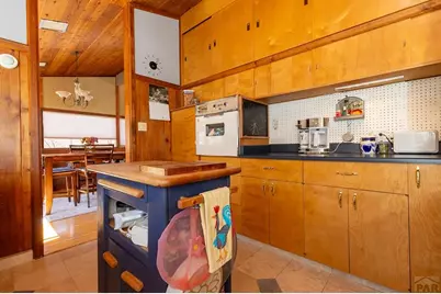 414 Chamberlin Pl, Colorado Springs, CO 80906 - Photo 8