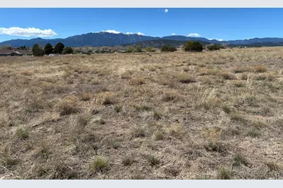 1113 Plum Creek Ln, Colorado City, CO 81019 - Photo 2