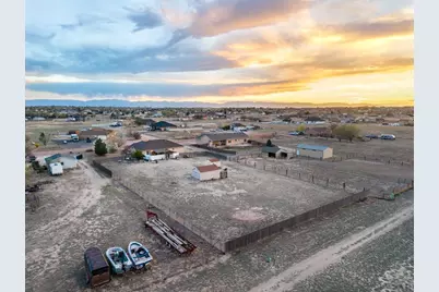 603 E Tanager Dr, Pueblo, CO 81007 - Photo 40