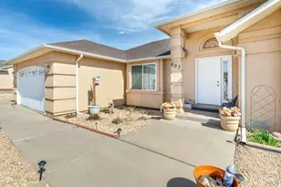 603 E Tanager Dr, Pueblo, CO 81007 - Photo 2