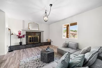 911 Candytuft Blvd, Pueblo, CO 81001 - Photo 2