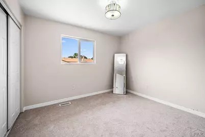 911 Candytuft Blvd, Pueblo, CO 81001 - Photo 14