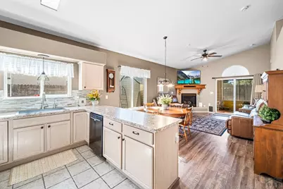 4724 Applecrest Dr., Pueblo, CO 81005 - Photo 6