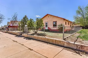 529 W Main St, Florence, CO 81226 - Photo 1