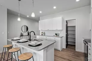 380 S Ashford Dr, Pueblo West, CO 81007 - Photo 8