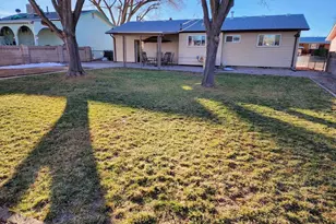 2126 Vinewood Ln, Pueblo, CO 81005 - Photo 18