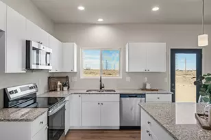 995 E Kirkwood Dr, Pueblo West, CO 81007 - Photo 16