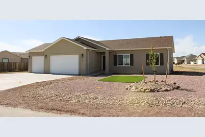 571 N Campbell Dr, Pueblo West, CO 81007 - Photo 32