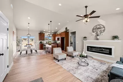 571 N Campbell Dr, Pueblo West, CO 81007 - Photo 2