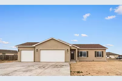 571 N Campbell Dr, Pueblo West, CO 81007 - Photo 1