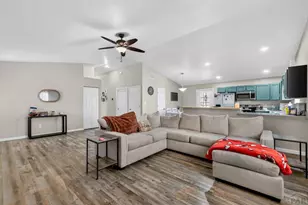 725 S Norwood Ave, Pueblo, CO 81001 - Photo 12