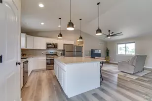 632 E Tanager Dr, Pueblo West, CO 81007 - Photo 8