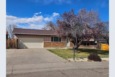 58 Briarwood Circle, Pueblo, CO 81005 - Photo 4