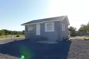 622 E 9th St, Pueblo, CO 81001 - Photo 6