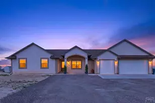 438 N Mitford Dr, Pueblo West, CO 81007 - Photo 4