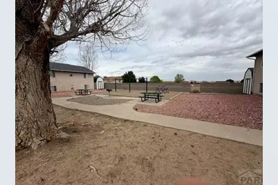 729 E Laporte Dr, Pueblo, CO 81007 - Photo 10