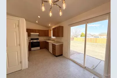 782 S Kline Dr, Pueblo West, CO 81007 - Photo 4