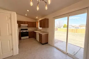 782 S Kline Dr, Pueblo West, CO 81007 - Photo 4
