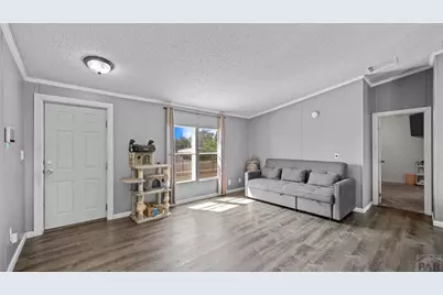 2519 E 10th St, Pueblo, CO 81001 - Photo 4