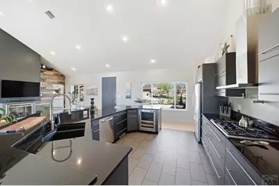 1529 Lynn Meadows Dr, Pueblo, CO 81005 - Photo 12