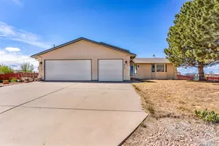 927 N Purcell Blvd, Pueblo West, CO 81007 - Photo 2