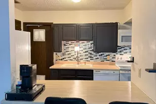 172 Bonnymede Rd, Pueblo, CO 81001 - Photo 8