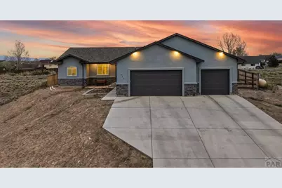 171 W Legend Dr, Pueblo West, CO 81007 - Photo 2