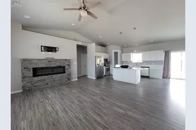 171 W Legend Dr, Pueblo West, CO 81007 - Photo 4