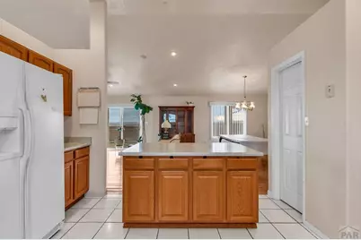 8 Pasadena Dr, Pueblo, CO 81005 - Photo 12