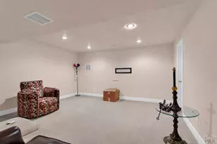 8 Pasadena Dr, Pueblo, CO 81005 - Photo 12