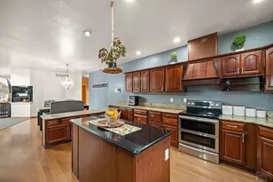 134 San Carlos Rd, Pueblo, CO 81005 - Photo 4