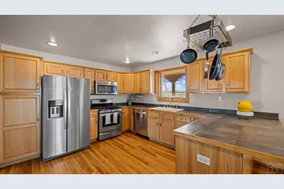 786 N Boyero Ave, Pueblo, CO 81007 - Photo 8