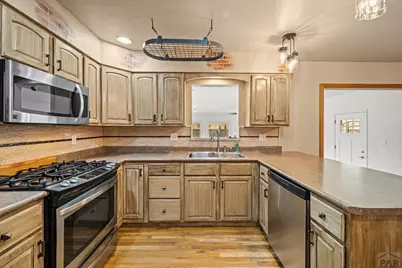 25 Fordham Circle, Pueblo, CO 81005 - Photo 8