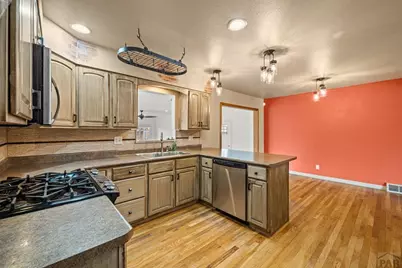 25 Fordham Circle, Pueblo, CO 81005 - Photo 8