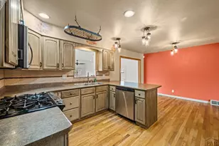 25 Fordham Cir, Pueblo, CO 81005 - Photo 8
