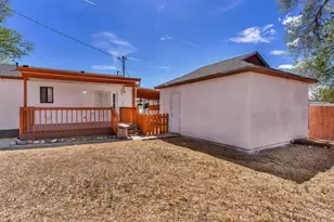 1121 Catalpa St, Pueblo, CO 81001 - Photo 32