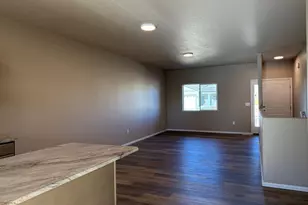 6025 Harper Ln, Pueblo, CO 81008 - Photo 10