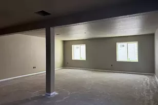 6025 Harper Ln, Pueblo, CO 81008 - Photo 10