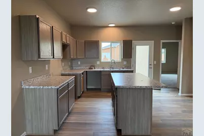 6025 Harper Ln, Pueblo, CO 81008 - Photo 4