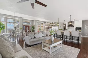 1073 W El Esperante Dr, Pueblo West, CO 81007 - Photo 6