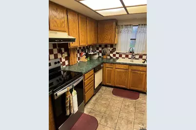 45 Glenroyal Dr, Pueblo, CO 81005 - Photo 6