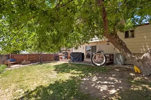 6 Aldrin Ct, Pueblo, CO 81001 - Photo 32