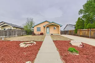 1613 E 19th St, Pueblo, CO 81001 - Photo 4