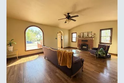 3007 Cascade Ave, Pueblo, CO 81008 - Photo 2
