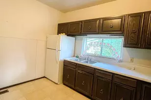 208 Lewis Ave, La Junta, CO 81050 - Photo 16