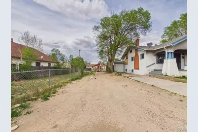 807 E 12th St, Pueblo, CO 81001 - Photo 2