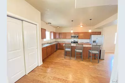1808 Kingfisher Ln, Pueblo, CO 81008 - Photo 6