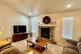 2321 Meadowlark Ln, Pueblo, CO 81008 - Photo 10