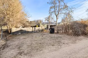 1107 Jackson St, Pueblo, CO 81004 - Photo 24